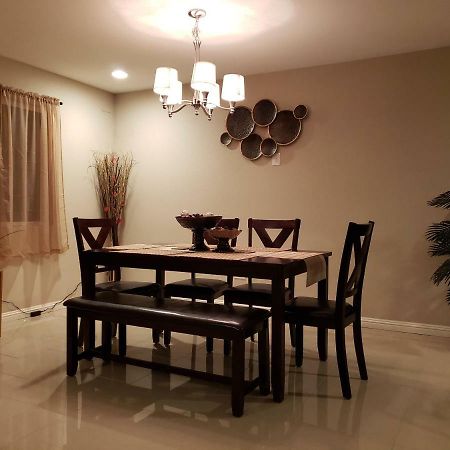 Beautiful 3 Bed/2 Bath Cozy Get Away Home Las Vegas Kültér fotó