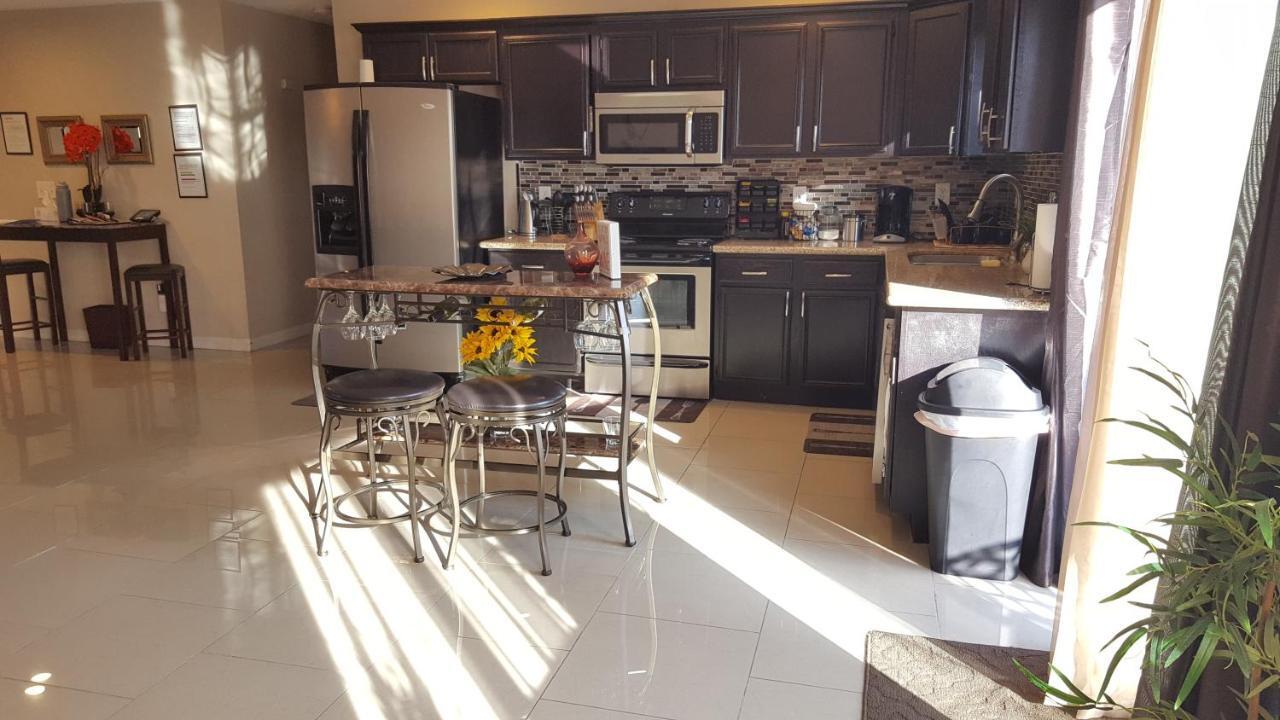 Beautiful 3 Bed/2 Bath Cozy Get Away Home Las Vegas Kültér fotó